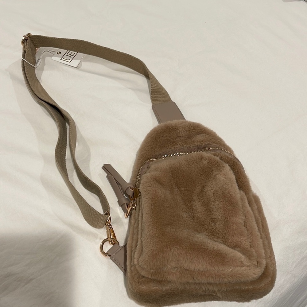 Cross body urban expressions bag